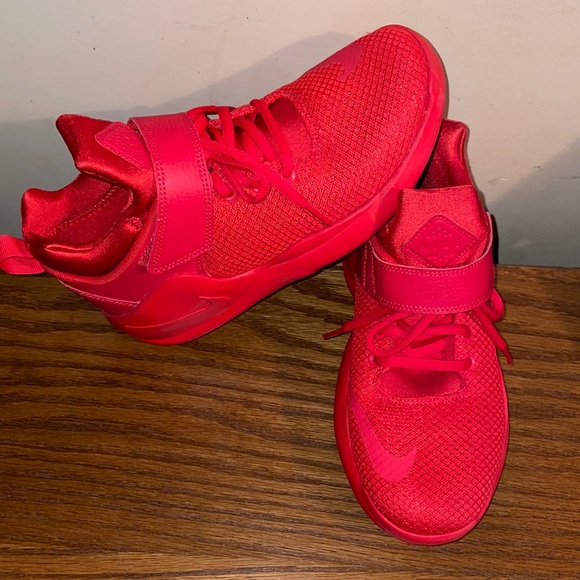 nike kwazi red